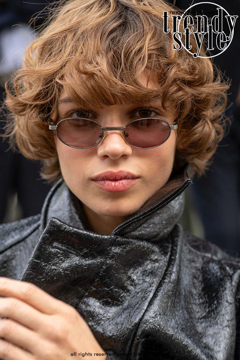 Van de Christy cut to de moderne cuddle is the drie korte domineren 2026. Using this photo, Mathilda Gvarliani. TORTO ADVERSUS