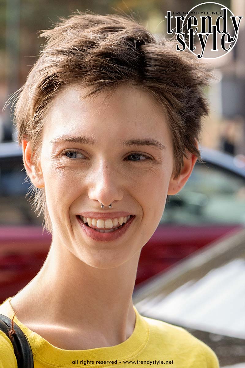 Haartrends en kapsels 2027: dit gaan we zien 5 Lived-in pixie cut bij de modeshow van MiuMiu lente/zomer 2027. Foto Charlotte Mesman